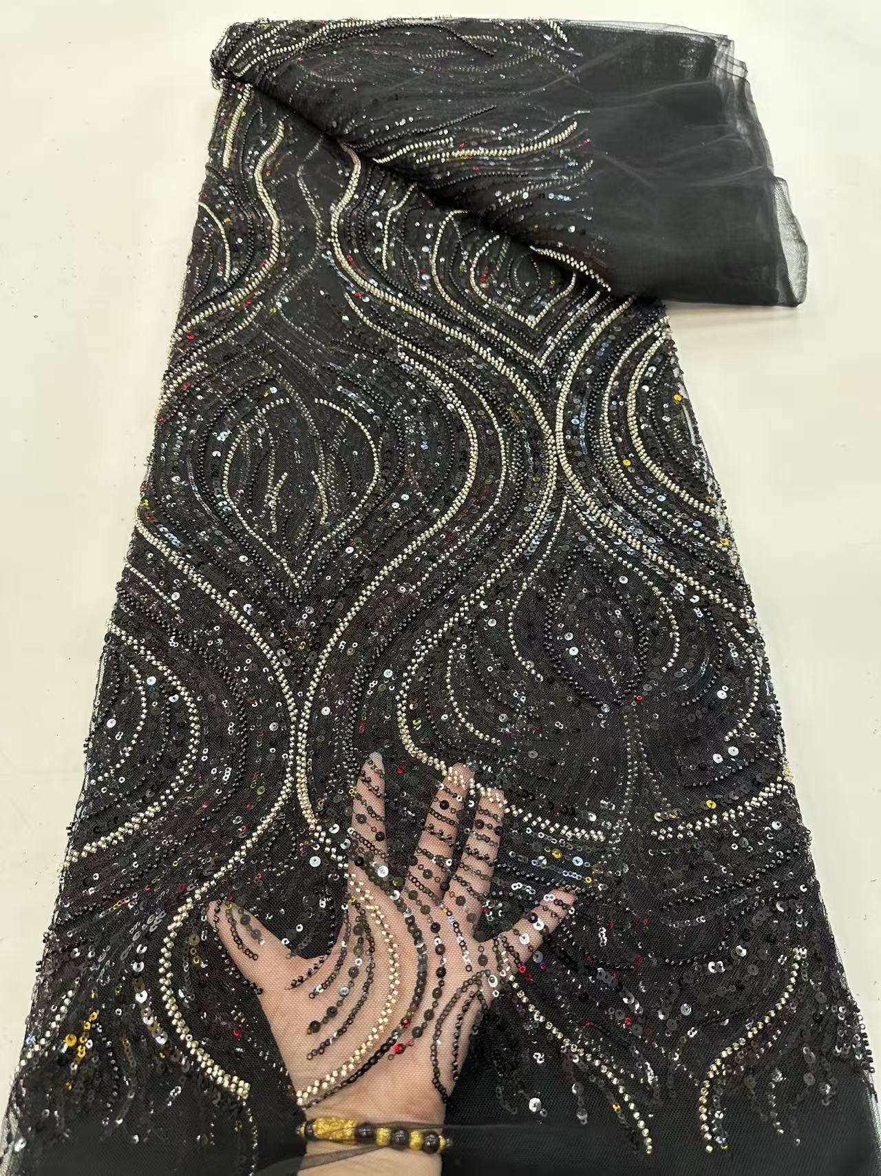 Luxury Red African Beaded Mesh - Embroidery Underlay reseña y precio