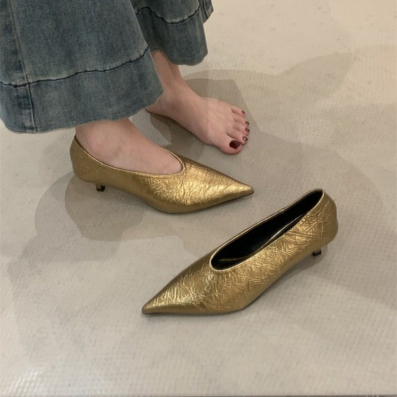 2025 Autumn New Commuter Wind  - Embroidery Flat Shoes reseña y precio