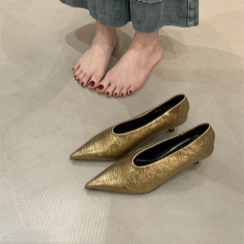 2025 Autumn New Commuter Wind  - Embroidery Flat Shoes reseña y precio
