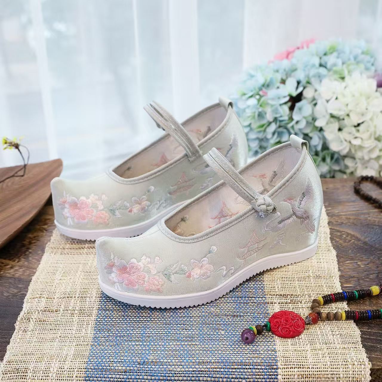 Women Increased Internal Embro - Embroidery Style reseña y precio