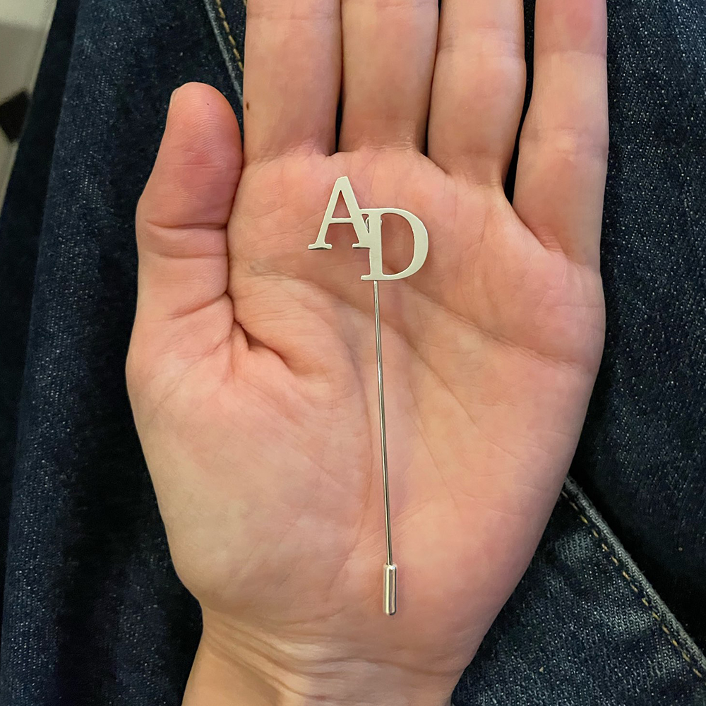 Sherman Custom  Lapel Pins Men - Embroidery Initials reseña y precio