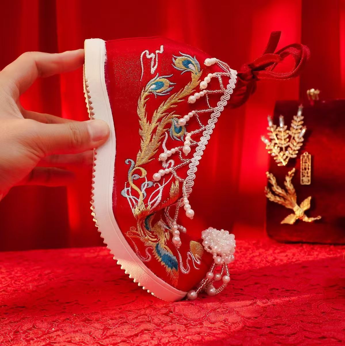 Women New Red Embroidered Wedd - Embroidery Style reseña y precio