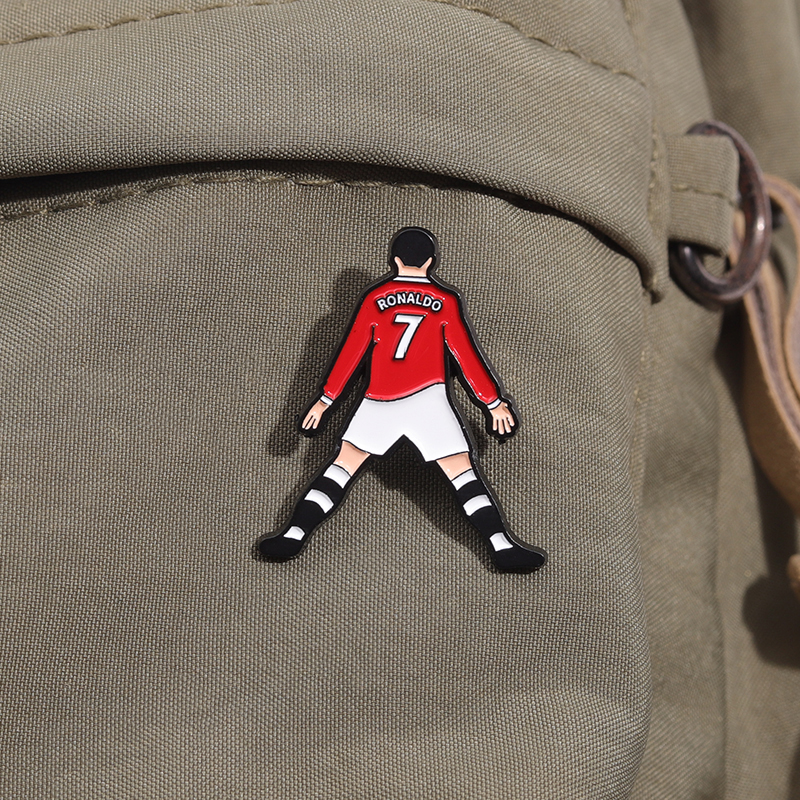 Cartoon Football Player Charac - Embroidery Initials reseña y precio