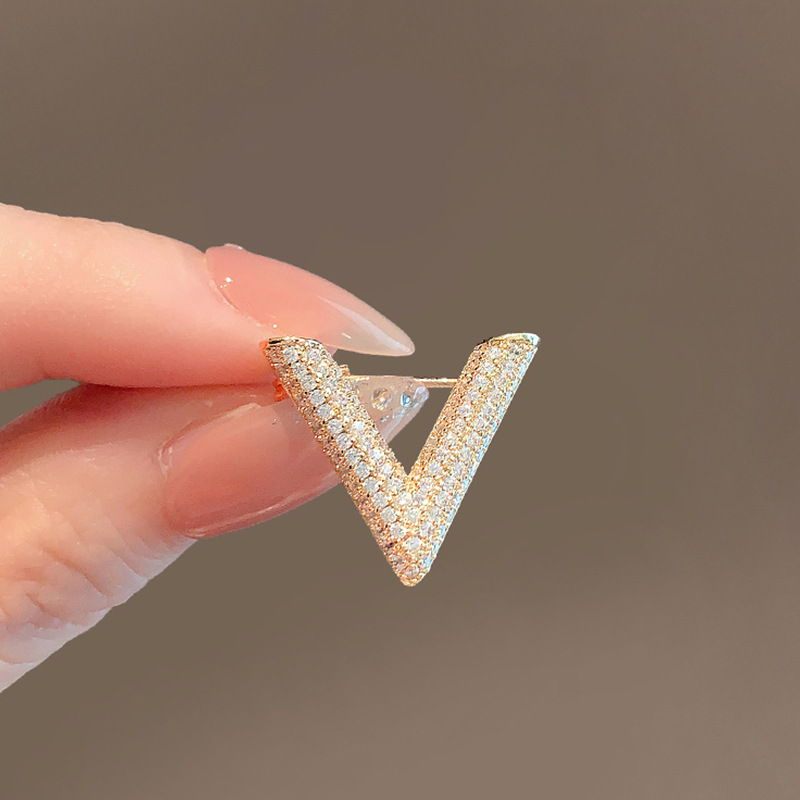 V Letter Rhinestone Small Summ - Embroidery Initials reseña y precio